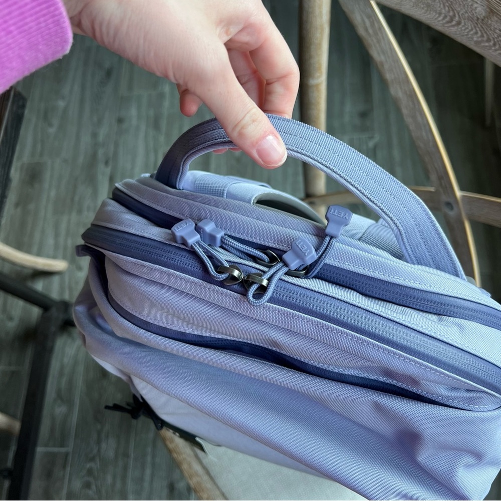 YETI Crossroads 27L Backpack cosmic lilac - Picture 5 of 10